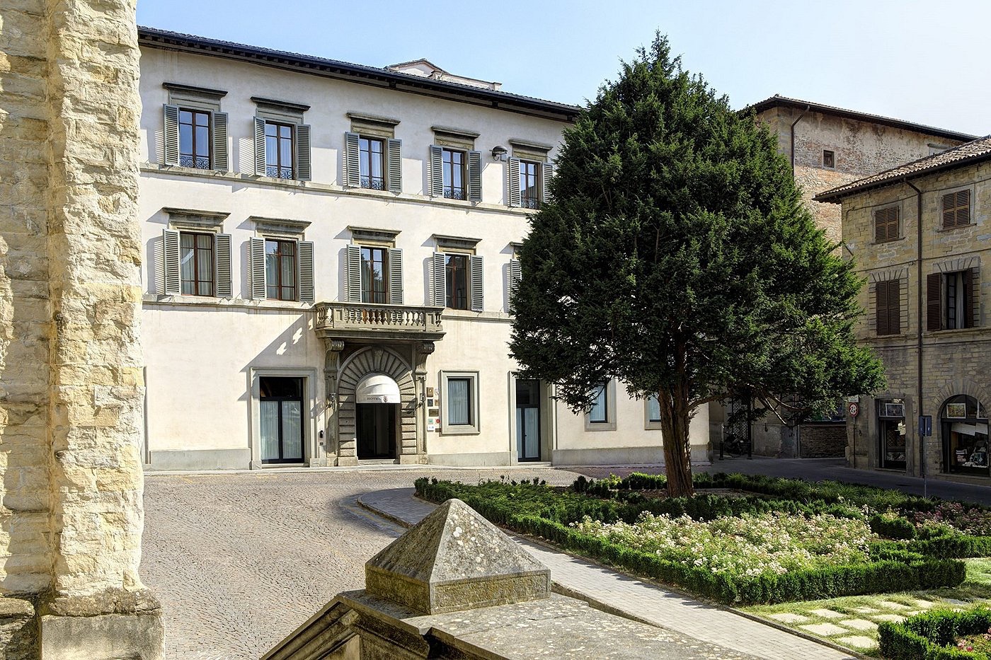 Hotel Tiferno-0