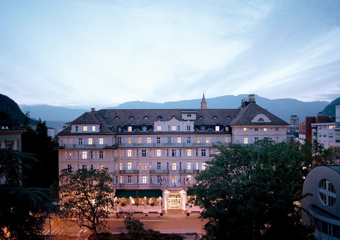 Parkhotel Laurin-0